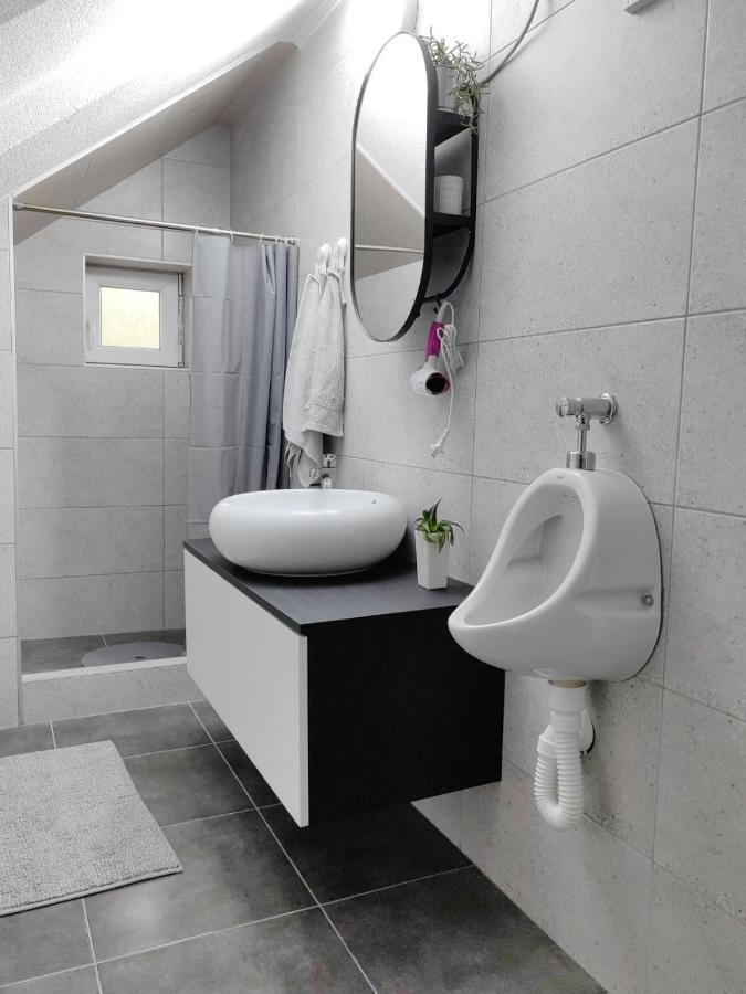 Ive Andrica 3 Apartment วิเชกราด ภายนอก รูปภาพ